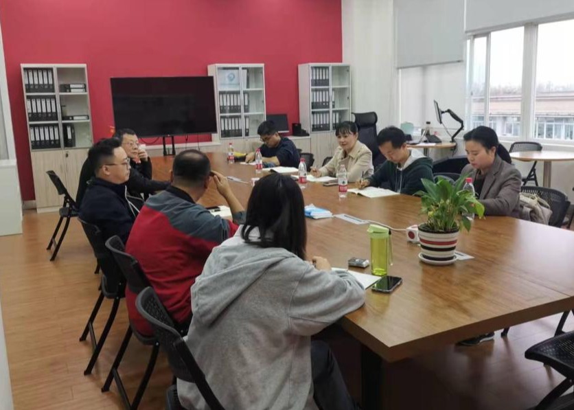 公司实验中心与经管实验中心座谈交流实验室建设